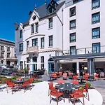 Radisson Blu Hotel, Centre Hotel 4*