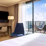 Radisson Blu Hotel, Centre 4* 鲁昂