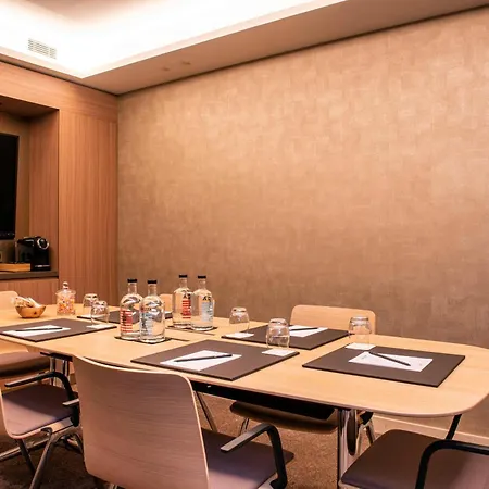 Radisson Blu Hotel, Centre רואן