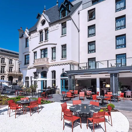 Radisson Blu Hotel, Centre Hotel 4*