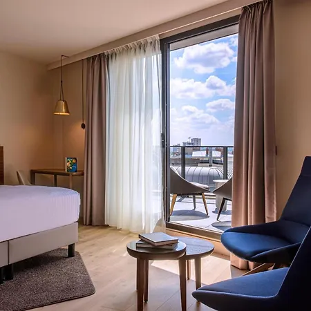 Radisson Blu Hotel, Centre 4* Ρουέν