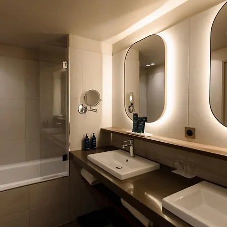 Radisson Blu Hotel, Centre Hotel