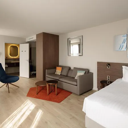 Radisson Blu Hotel, Centre מלון רואן