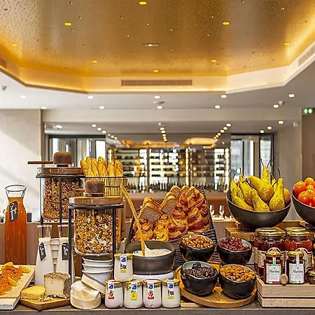 Radisson Blu Hotel, Centre Отель