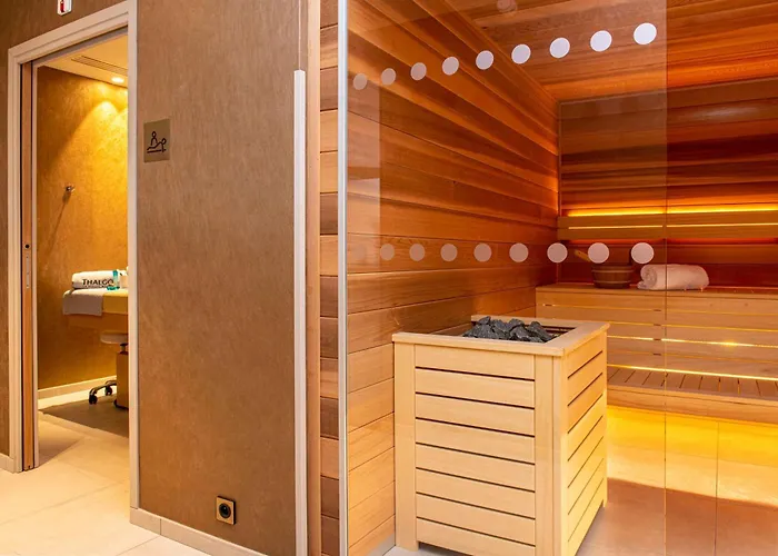 Radisson Blu Hotel, Centre 4* Ρουέν