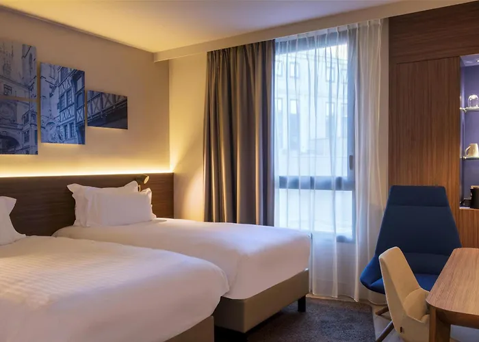 Hotel Radisson Blu Hotel, Centre 4*